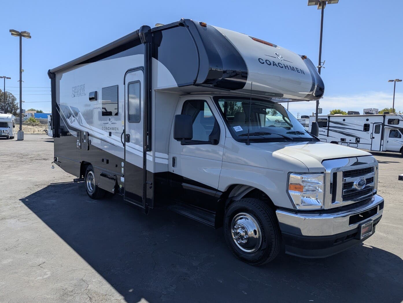 New 2026 Coachmen Cross Trail 22XG available in Colton, California