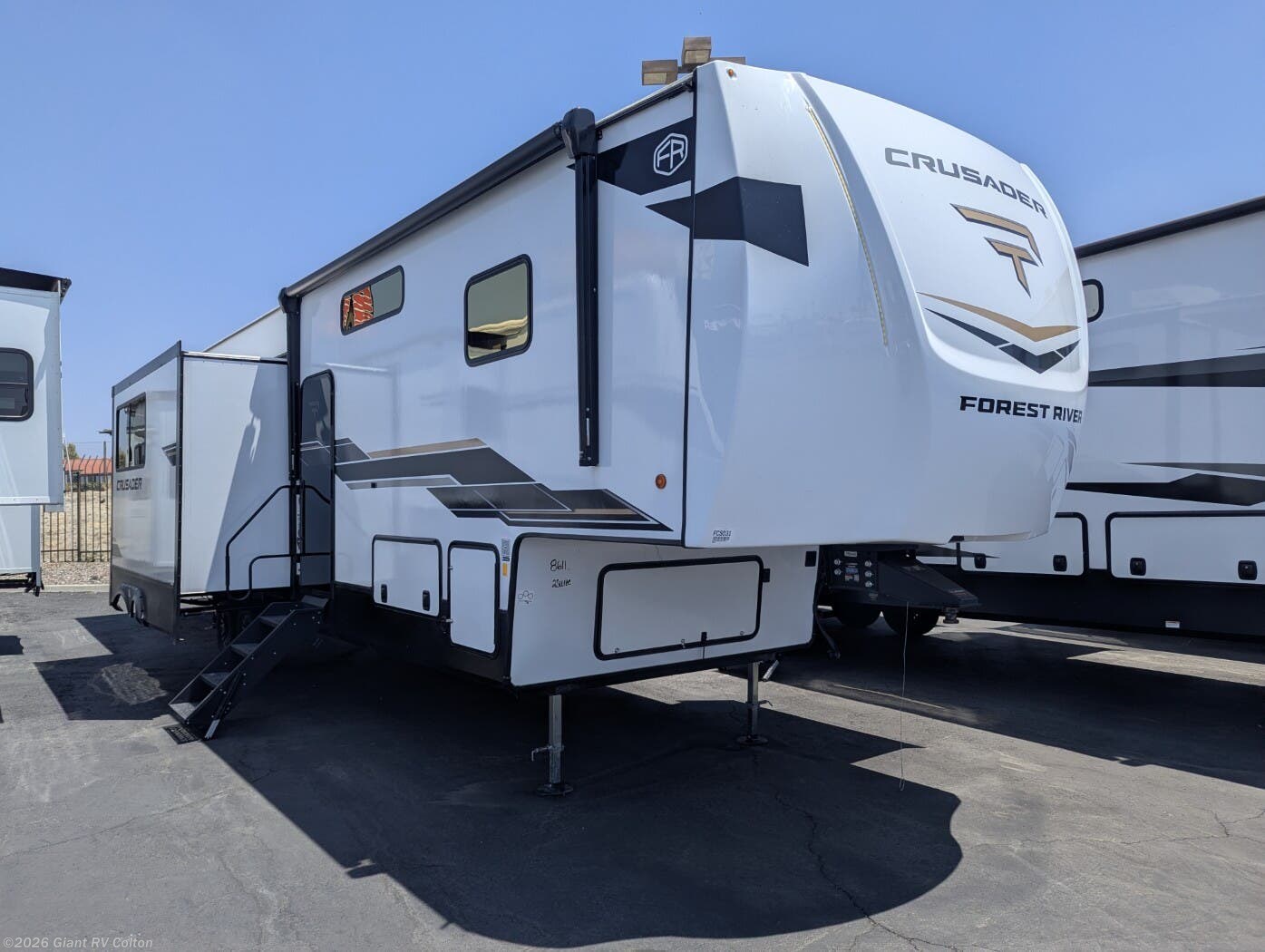 New 2026 Prime Time Crusader 2SUITE available in Colton, California