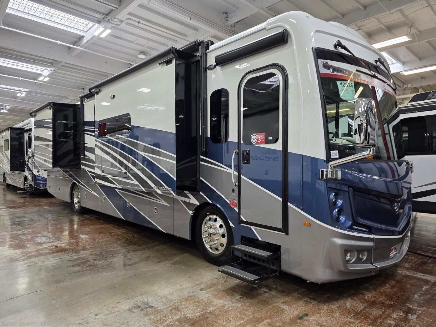 New 2026 Fleetwood Discovery 38N available in Colton, California