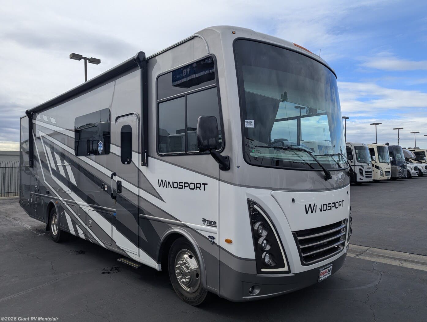 New 2026 Thor Motor Coach Windsport 29L available in Montclair, California