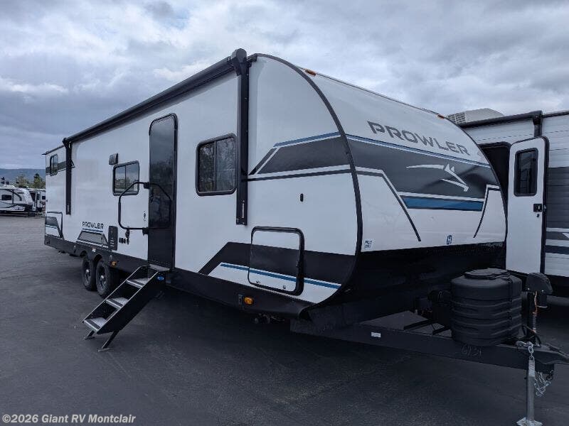 New 2025 Heartland Prowler 3105BH available in Montclair, California