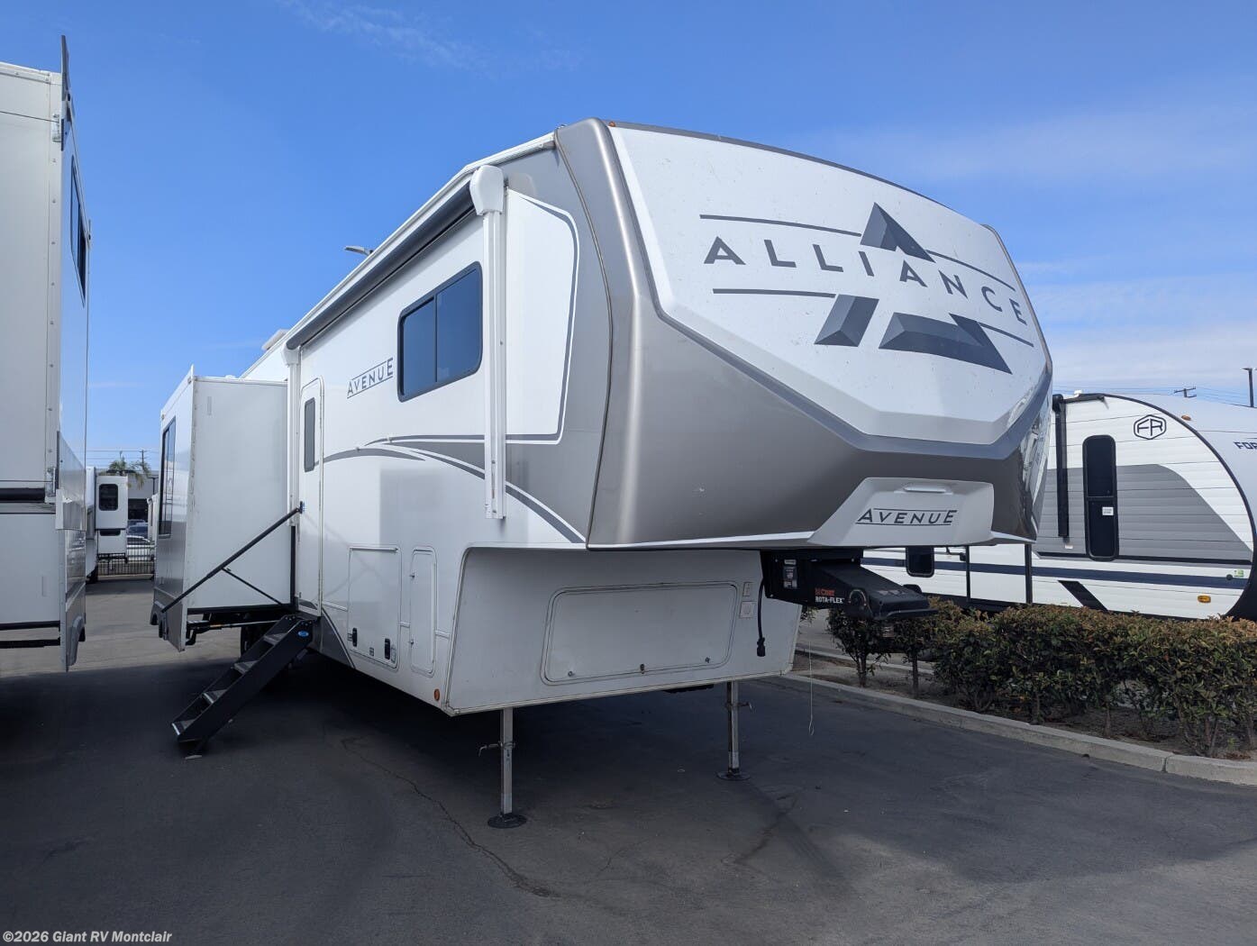 New 2026 Alliance RV Avenue 38DBL available in Montclair, California