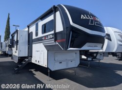 New 2026 Alliance RV Valor 44V14 available in Montclair, California
