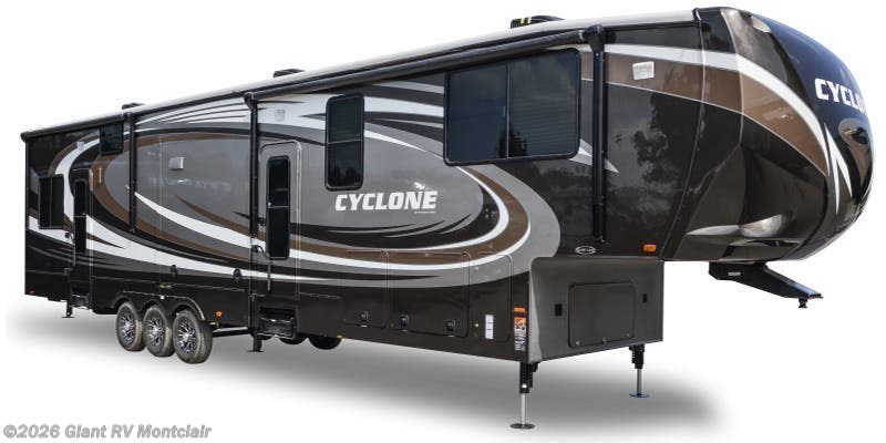 Used 2016 Heartland Cyclone CY 3800 available in Montclair, California