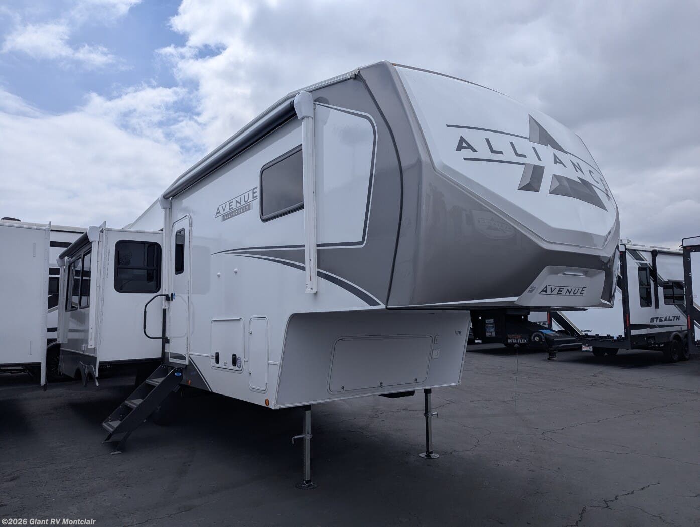 New 2026 Alliance RV Avenue 29RL available in Montclair, California
