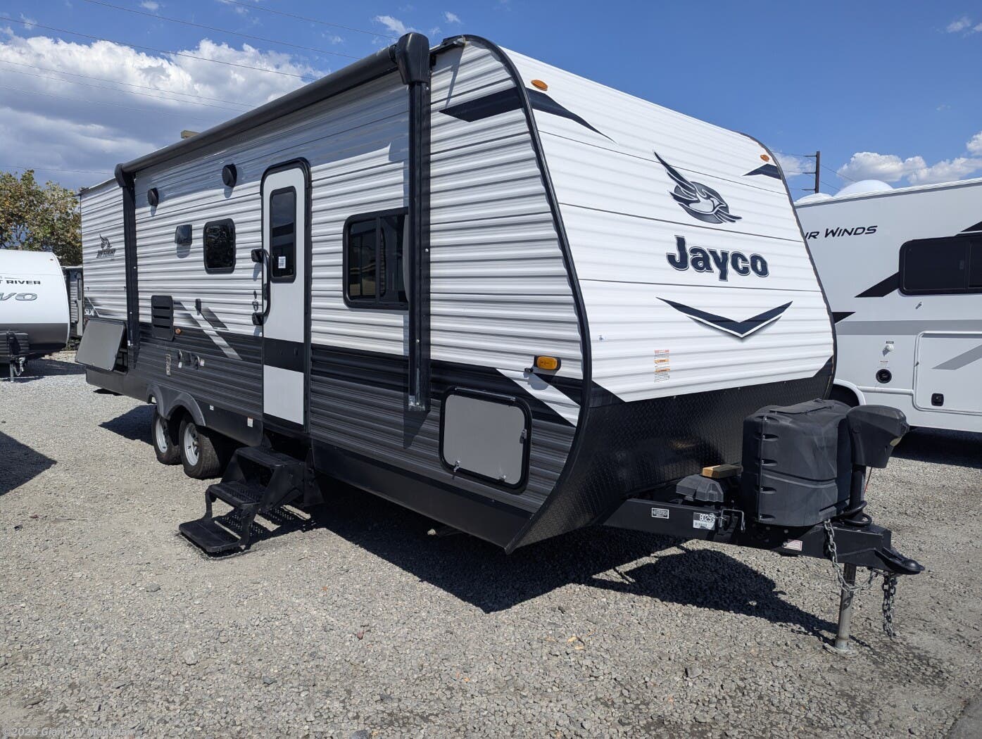 Used 2022  Jayco Jay Flight SLX 8 267BHS by Jayco from Giant RV in Montclair, CA