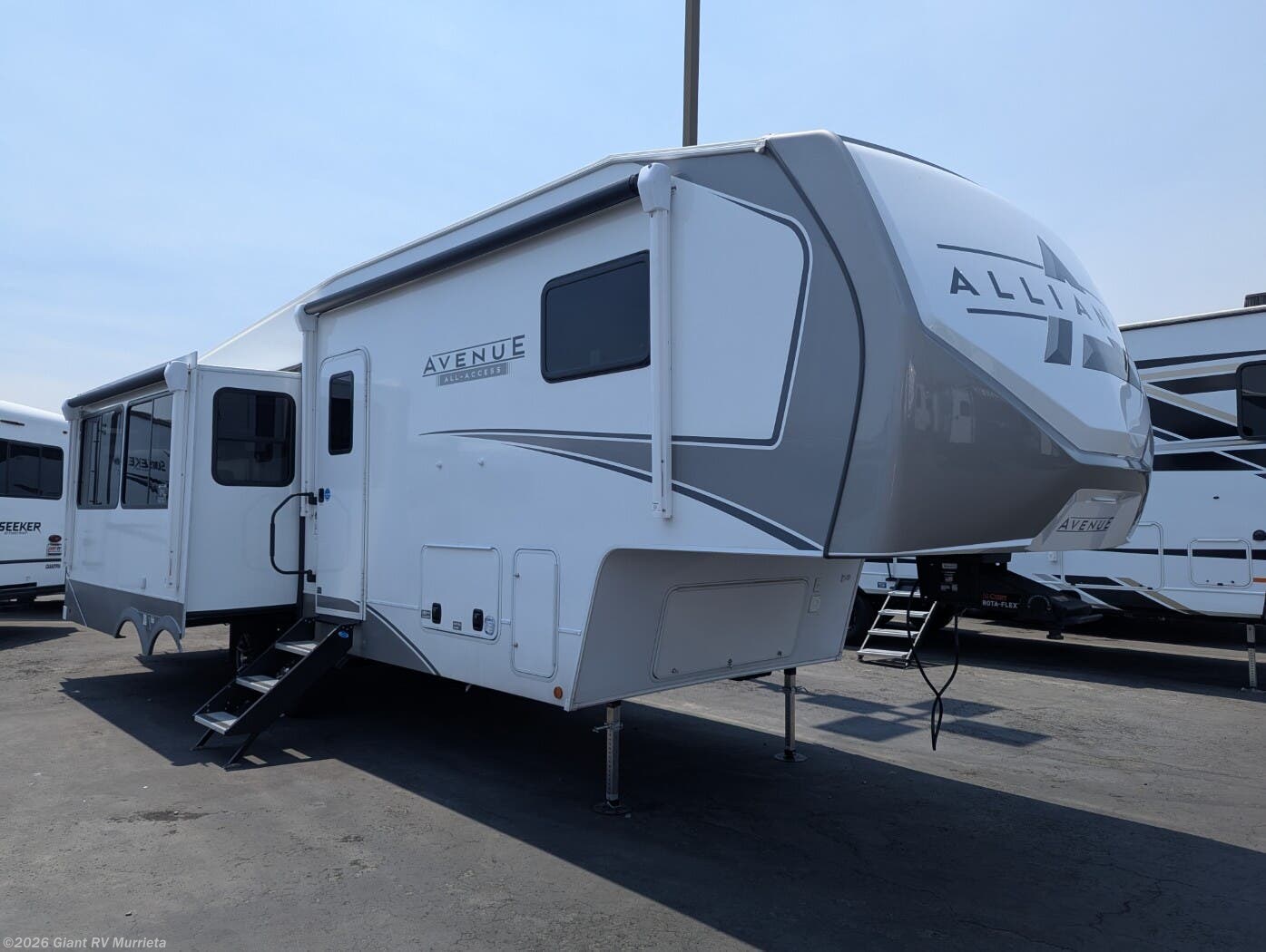 New 2026 Alliance RV Avenue All-Access Series 29RL available in Murrieta, California