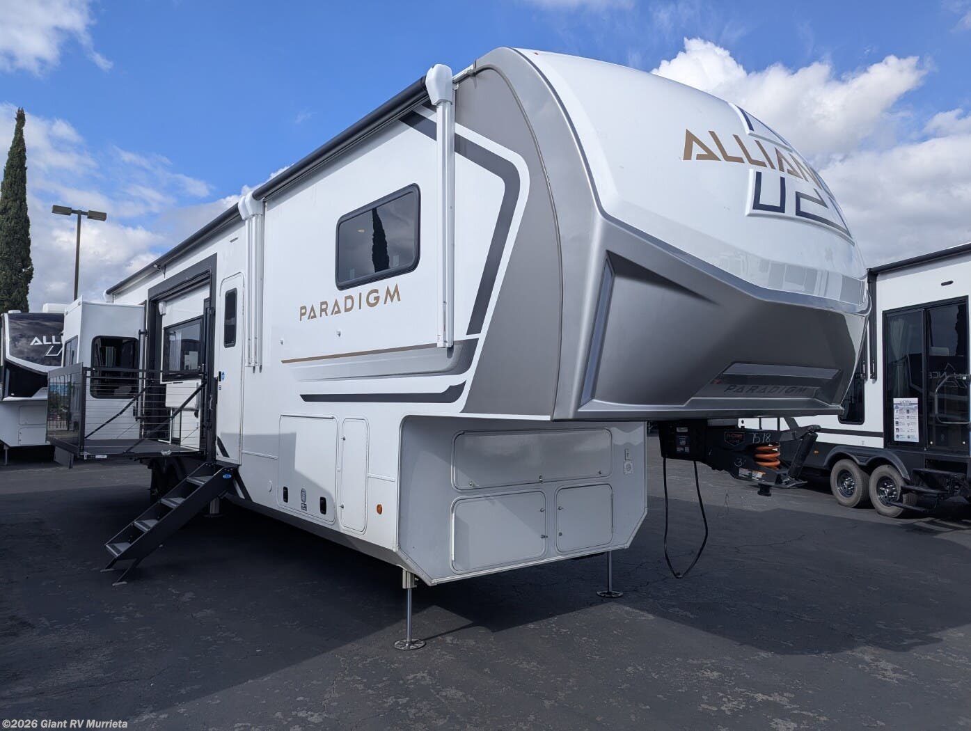 New 2026 Alliance RV Paradigm 388SP available in Murrieta, California