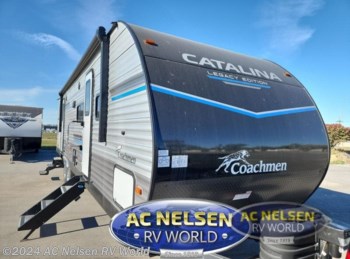 New 2023 Coachmen Catalina Legacy 323BHDSCK available in Omaha, Nebraska