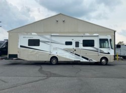 Used 2007 Thor Motor Coach Hurricane 32S available in Smyrna, Delaware