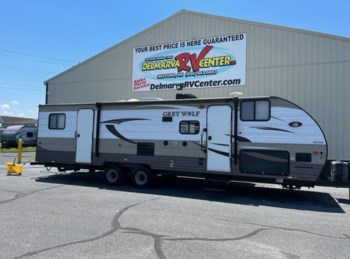 Used 2015 Forest River Cherokee Wolf Pup 29DSFB available in Milford, Delaware