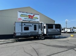 New 2024 Coachmen Catalina Legacy Edition 283FEDS available in Milford, Delaware