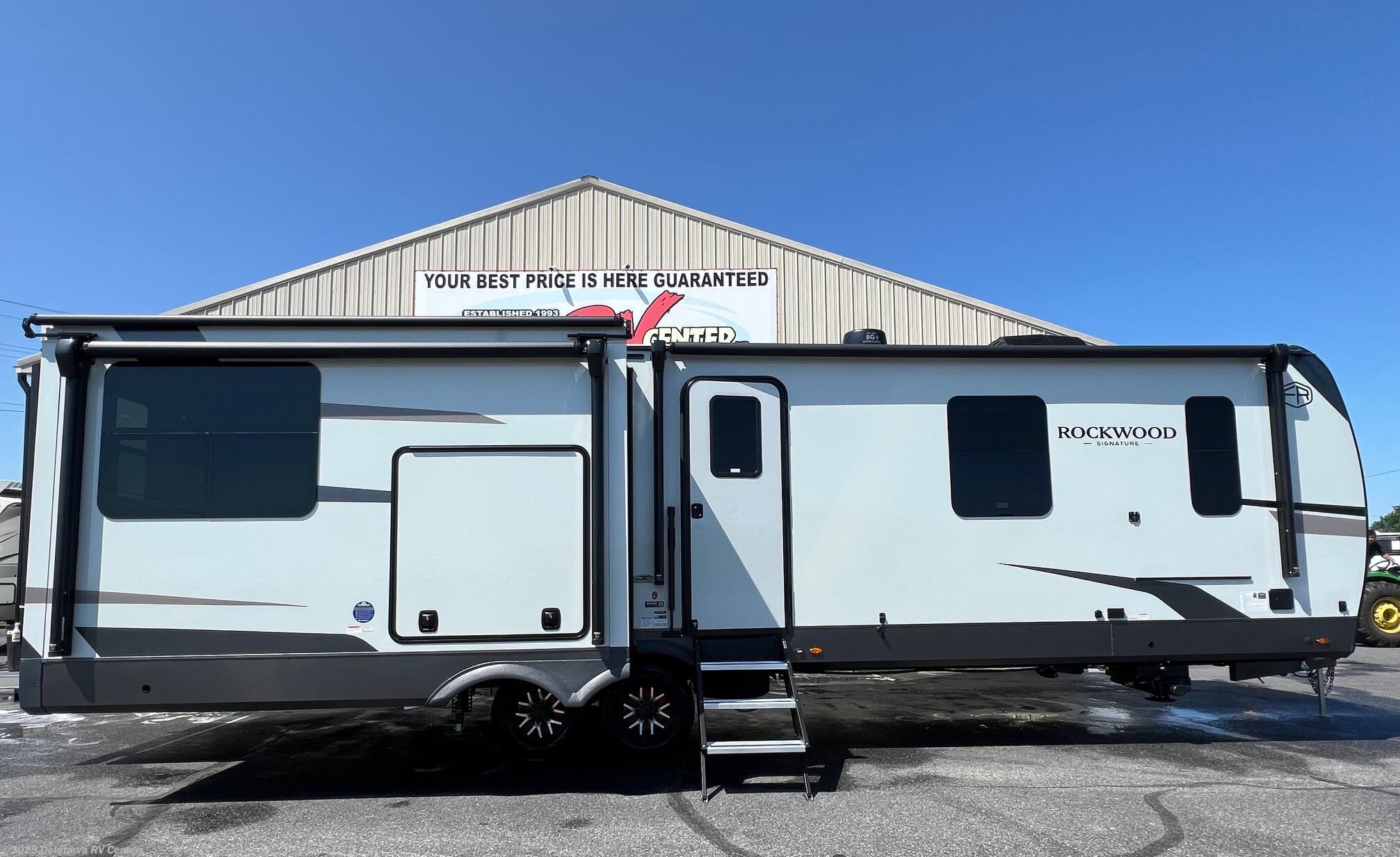 New 2026 Forest River Rockwood Signature 8332SB available in Milford, Delaware