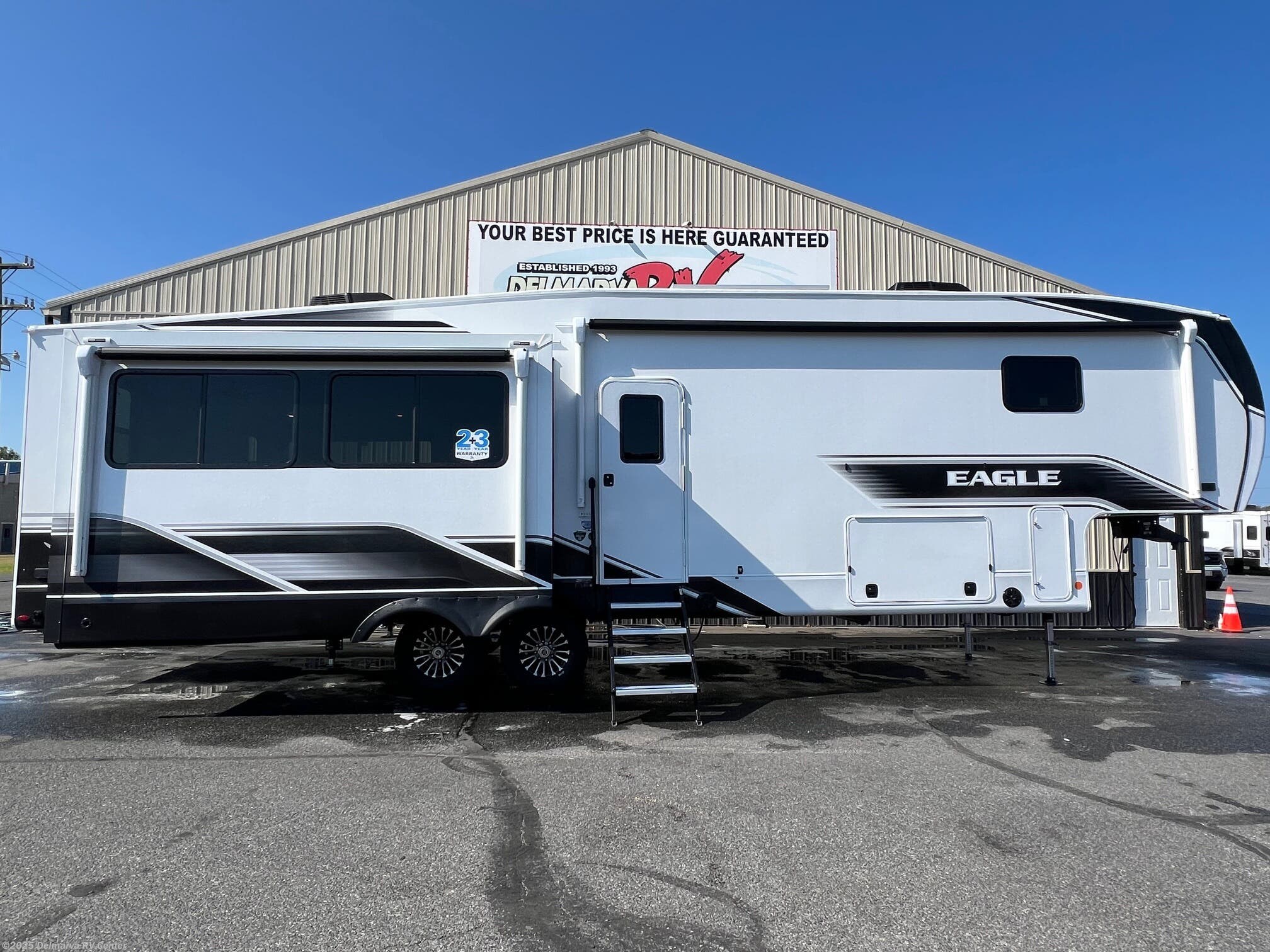 New 2026 Jayco Eagle 335LSTS available in Milford, Delaware