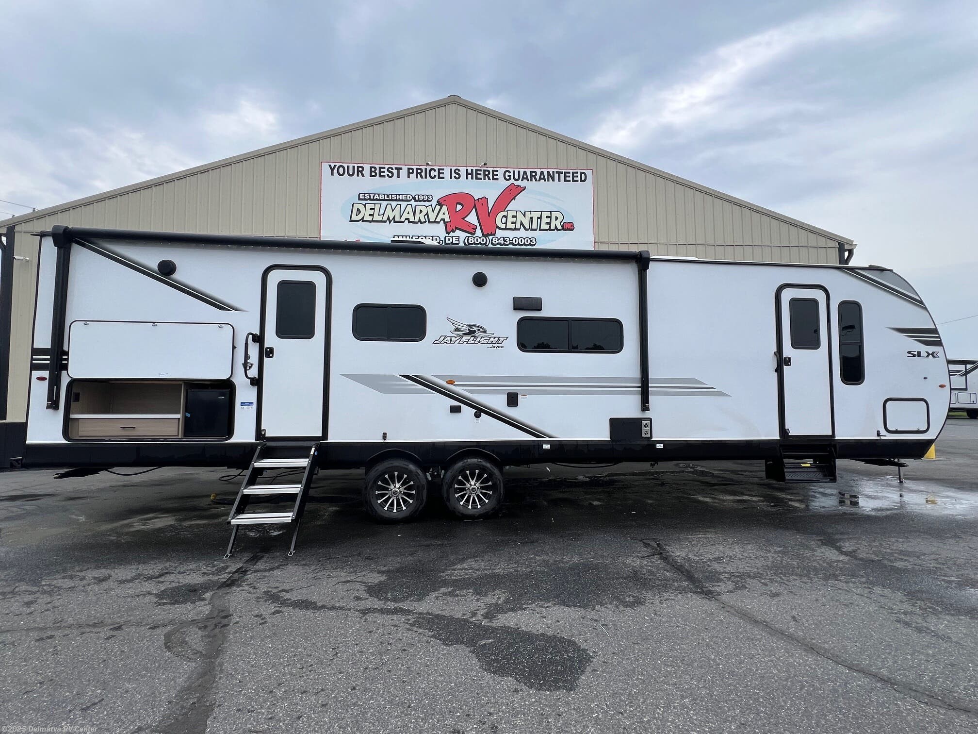 New 2026 Jayco Jay Flight SLX 330TBS available in Milford, Delaware