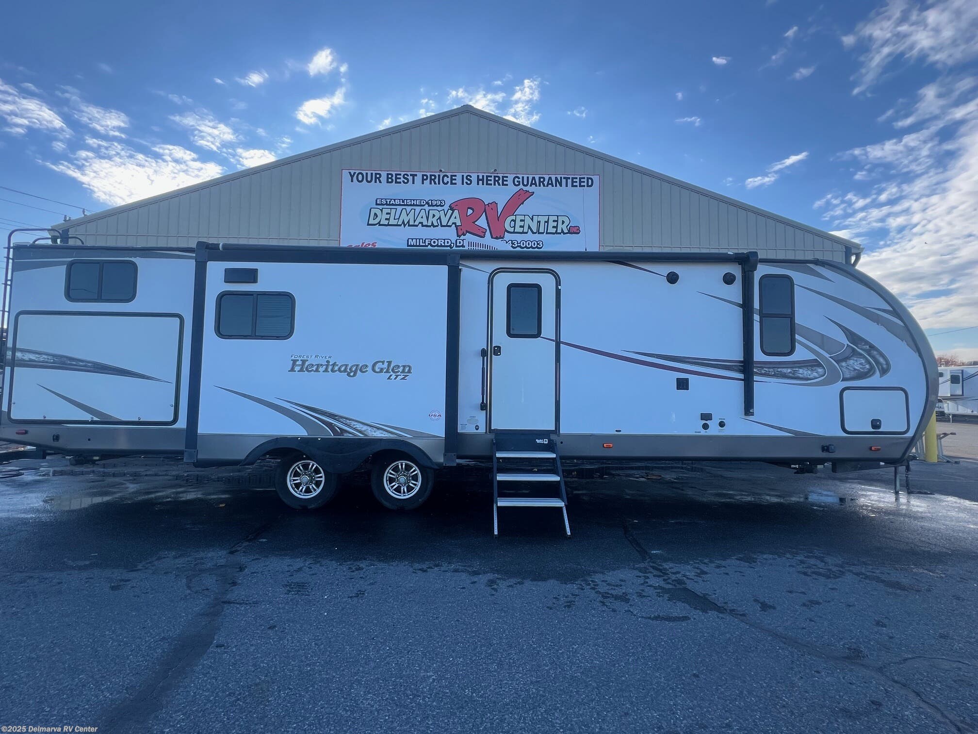 Used 2019 Forest River Wildwood Heritage Glen LTZ 300BH available in Milford, Delaware