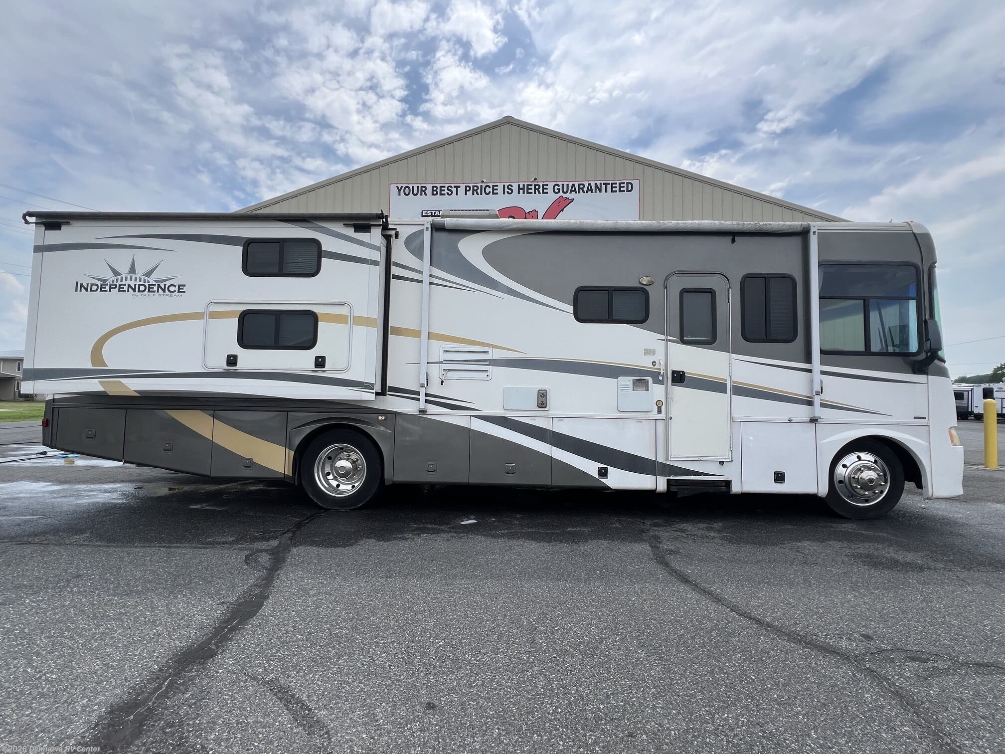 Used 2007 Gulf Stream Independence 8357 available in Milford, Delaware