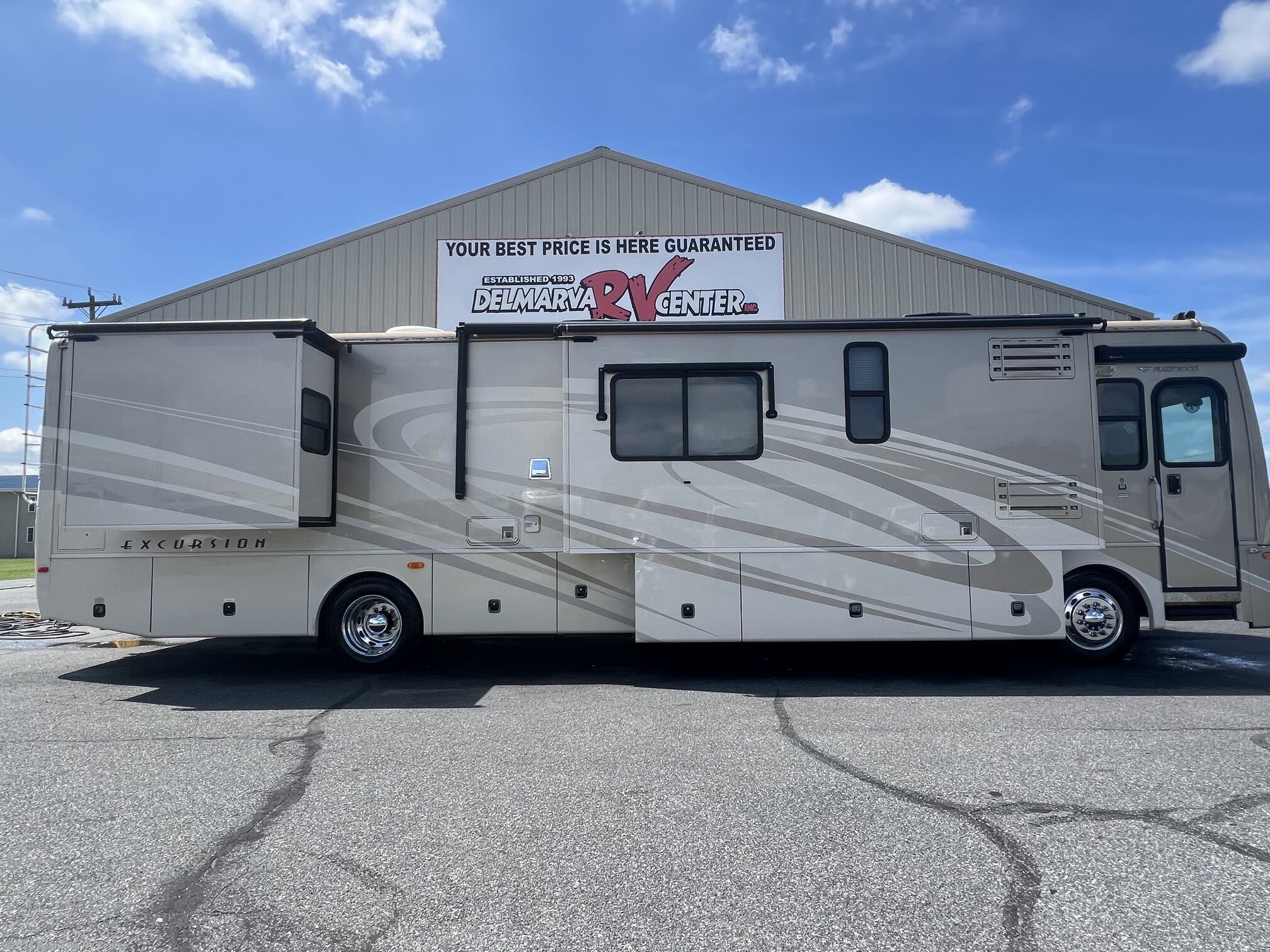 Used 2008 Fleetwood Excursion 40X available in Milford, Delaware