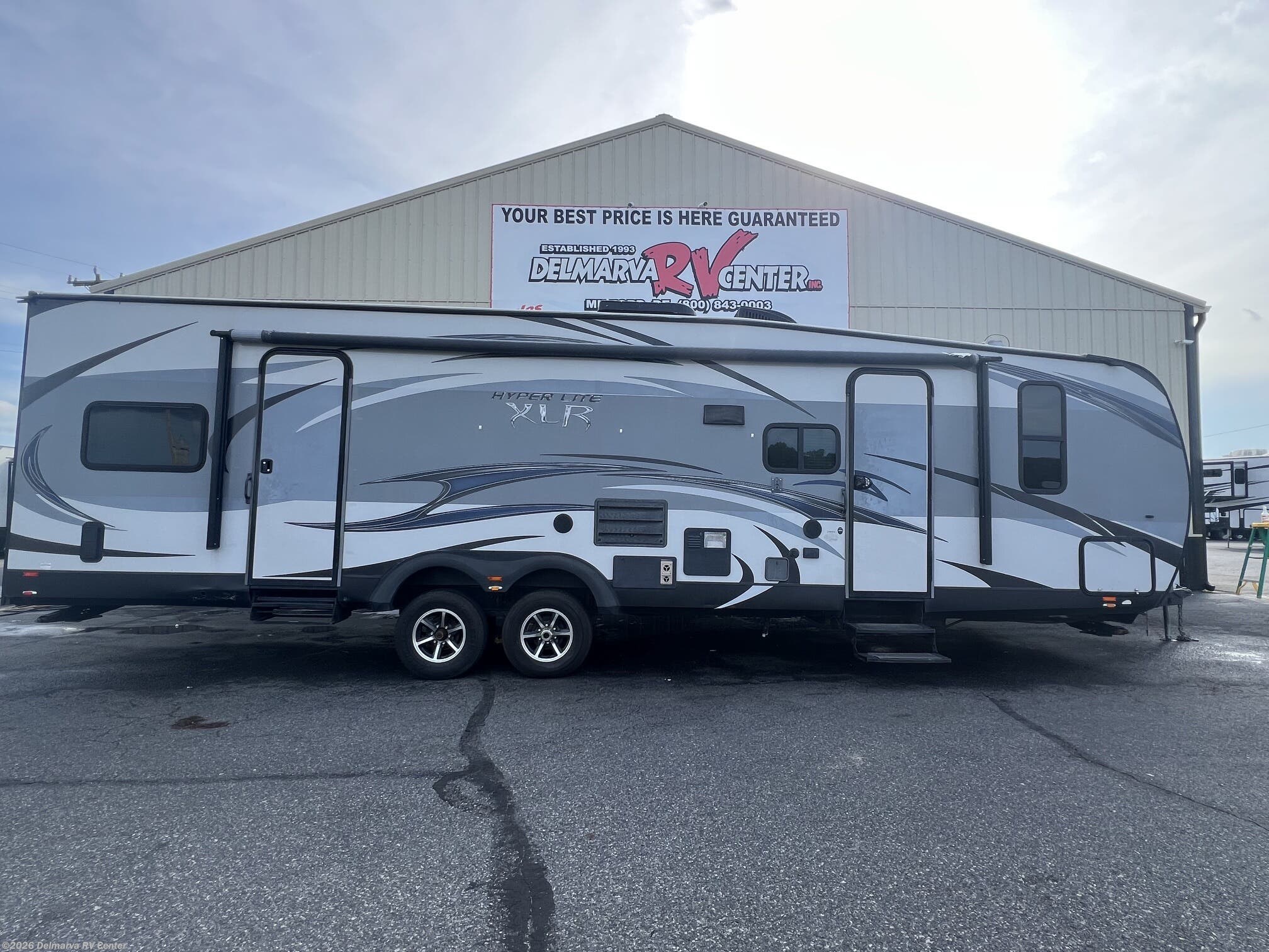 Used 2017  Forest River XLR Hyperlite 29HFS by Forest River from Delmarva RV Center in Milford, DE