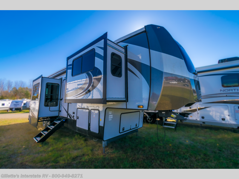 New 2022 Forest River Sandpiper Luxury 391FLRB available in Haslett, Michigan