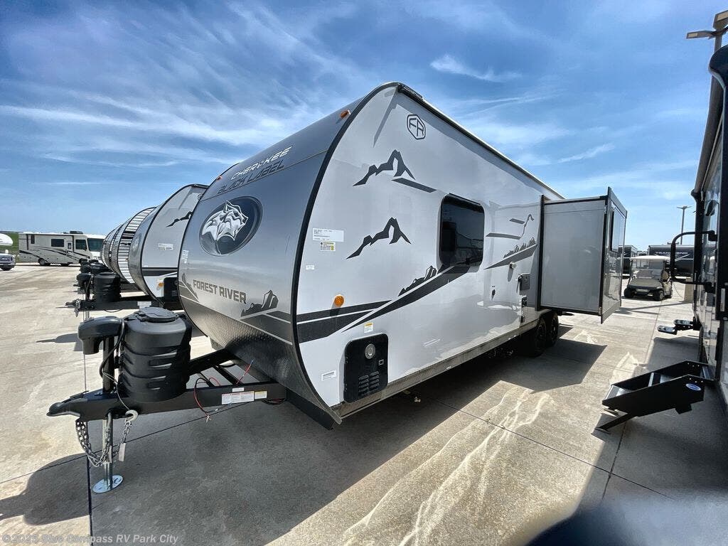 New 2025 Forest River Cherokee Grey Wolf Black Label 23MKBL available in Park City, Kansas