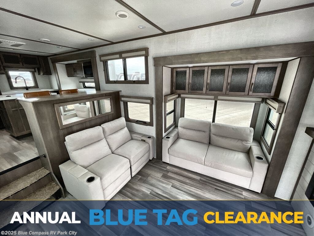 Used 2023 Grand Design Solitude 390rk-r available in Park City, Kansas