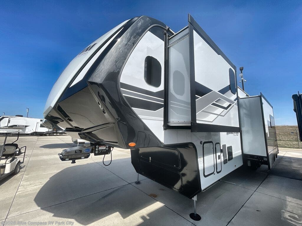 New 2025 Grand Design Momentum M-Class 395MS available in Park City, Kansas