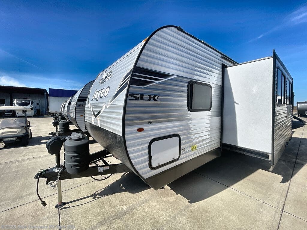 New 2025 Jayco Jay Flight SLX 261BHSW available in Park City, Kansas