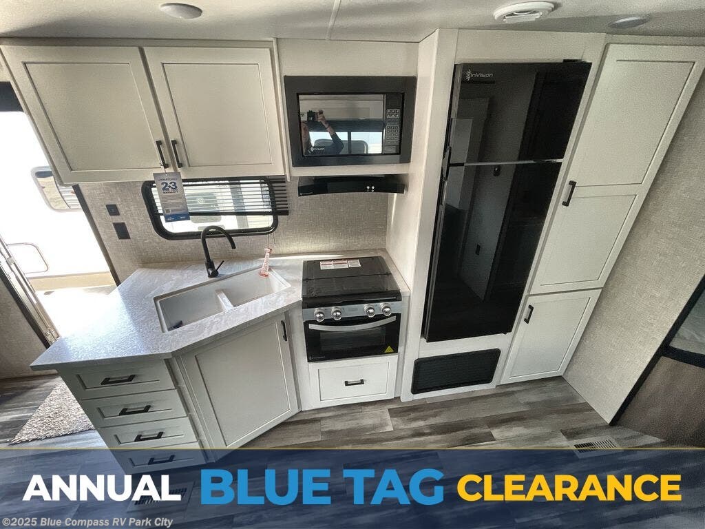 New 2025 Jayco Jay Flight SLX 261BHSW available in Park City, Kansas