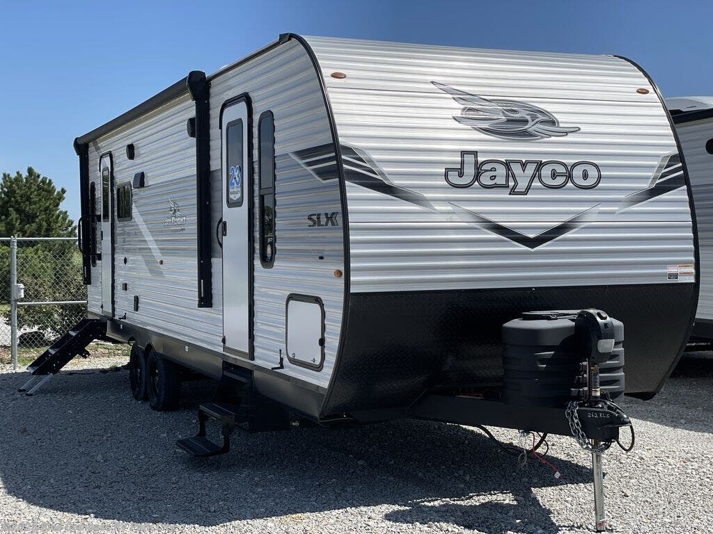 New 2025 Jayco Jay Flight SLX 262RLS available in Park City, Kansas