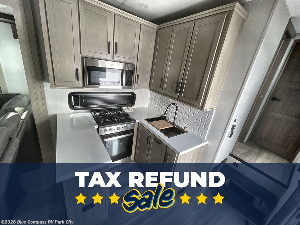 New 2025 Grand Design Momentum M-Class 414M available in Park City, Kansas