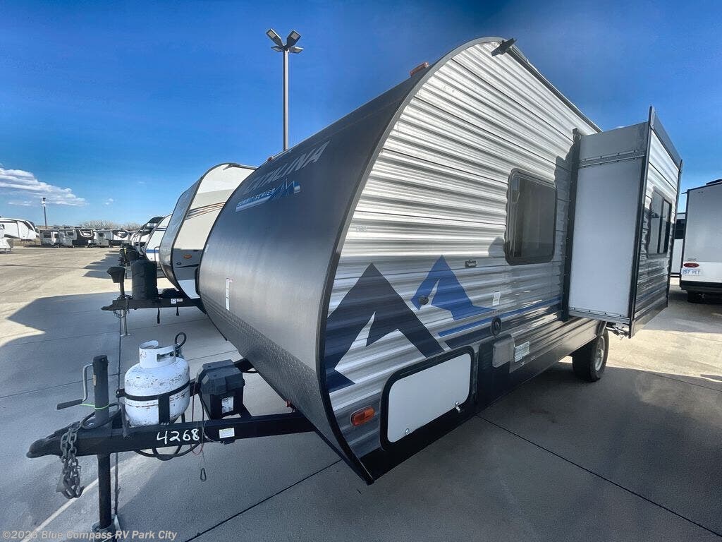 Used 2022 Coleman  Catalina Summit Series 7 Catalina Summit Series 18 available in Park City, Kansas