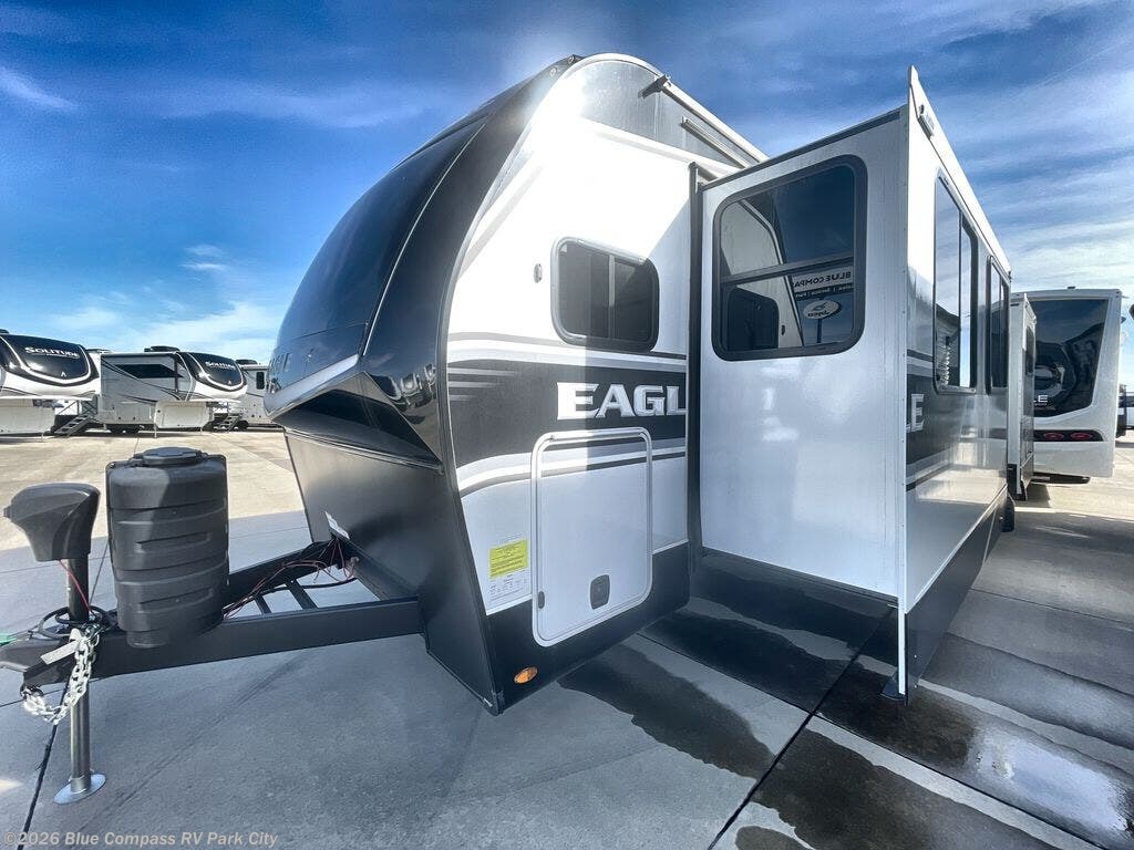 New 2025 Jayco Eagle HT 274FKDS available in Park City, Kansas