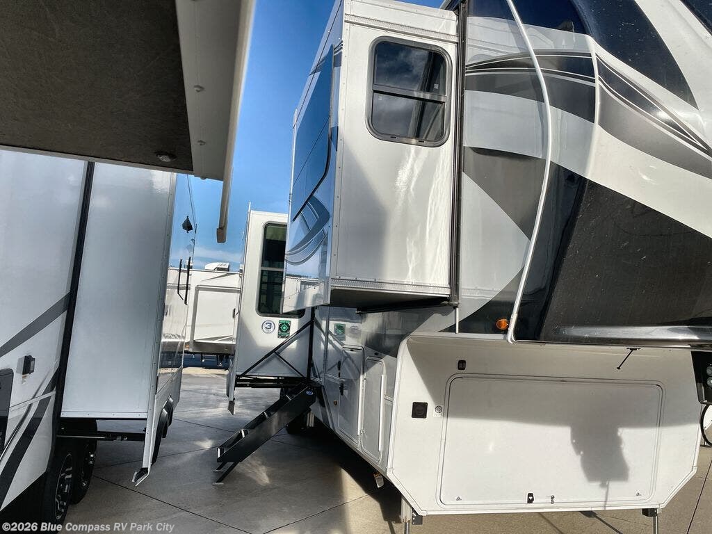 Used 2025 Grand Design Solitude 380fl available in Park City, Kansas