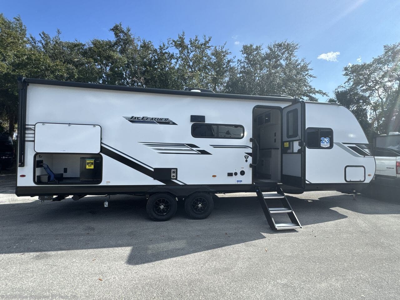 New 2026 Jayco Jay Feather SL 26BHSL available in Park City, Kansas
