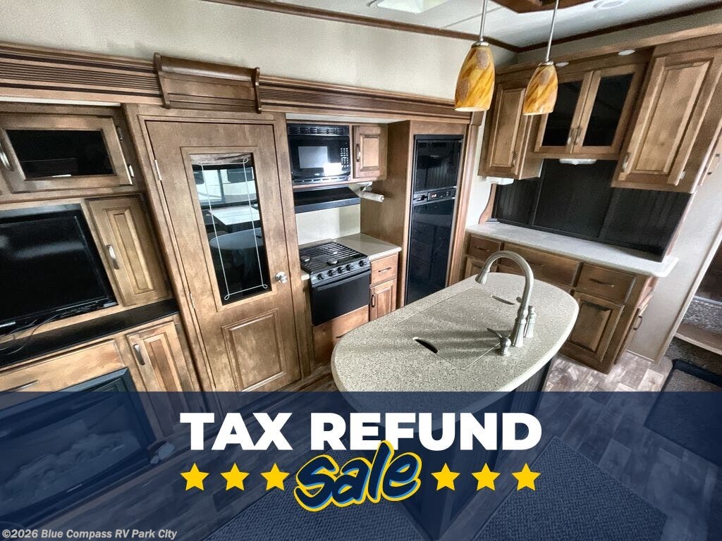 Used 2015 Grand Design Reflection 303RLS available in Park City, Kansas