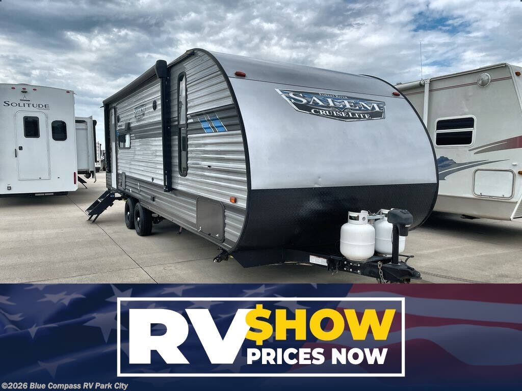 Used 2022 Forest River Salem Cruise Lite 24RLXL available in Park City, Kansas