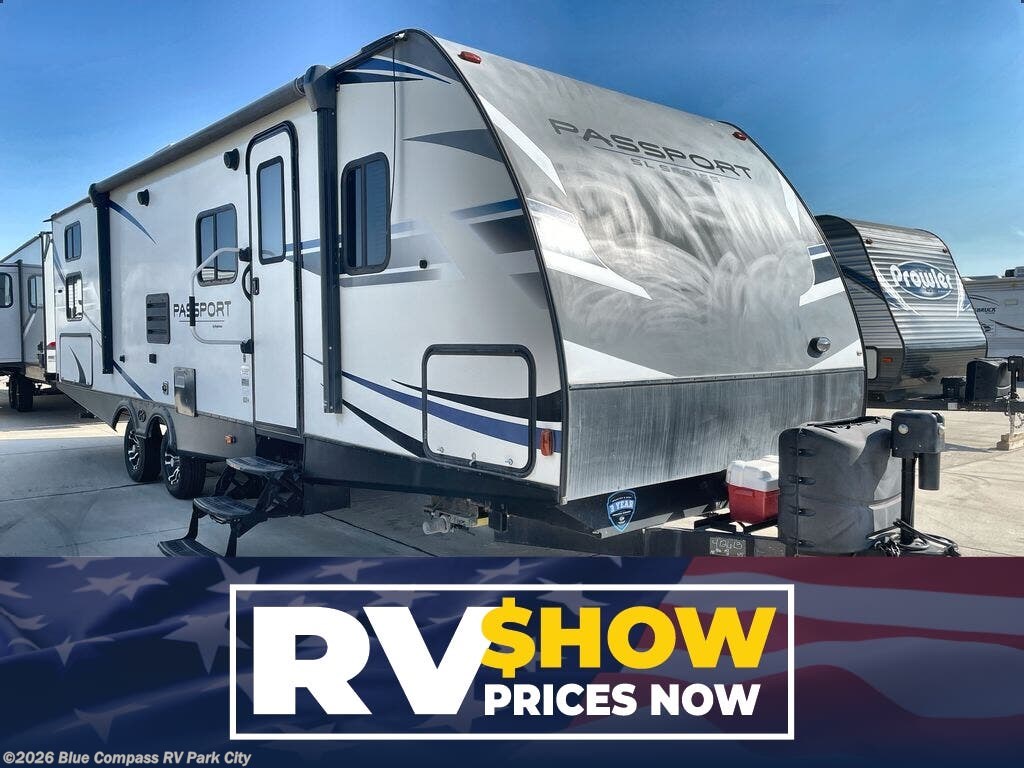 Used 2020  Keystone Passport 2920BH by Keystone from Blue Compass RV Park City in Park City, KS