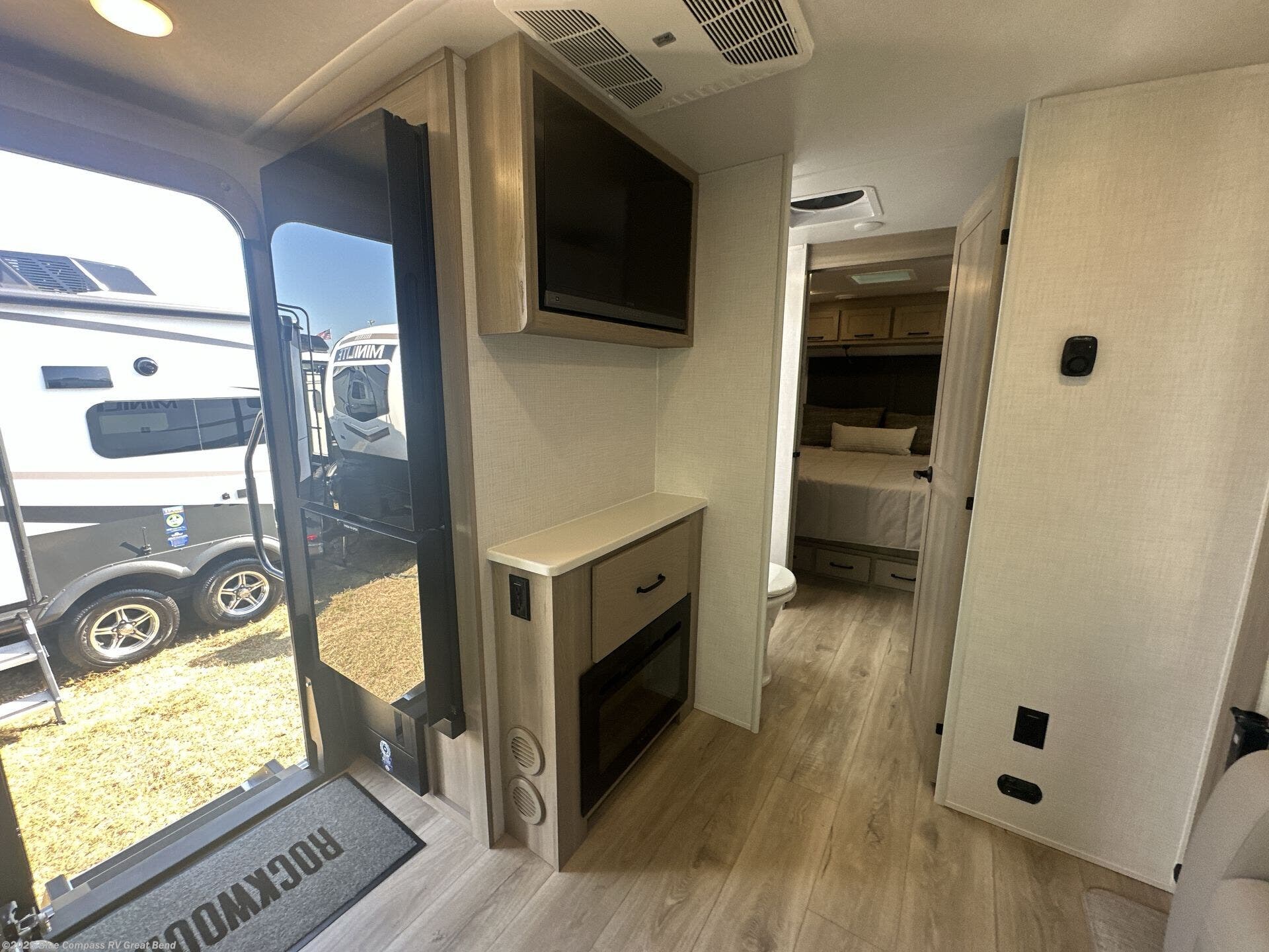 New 2025 Forest River Rockwood Mini Lite 2506FK available in Great Bend, Kansas