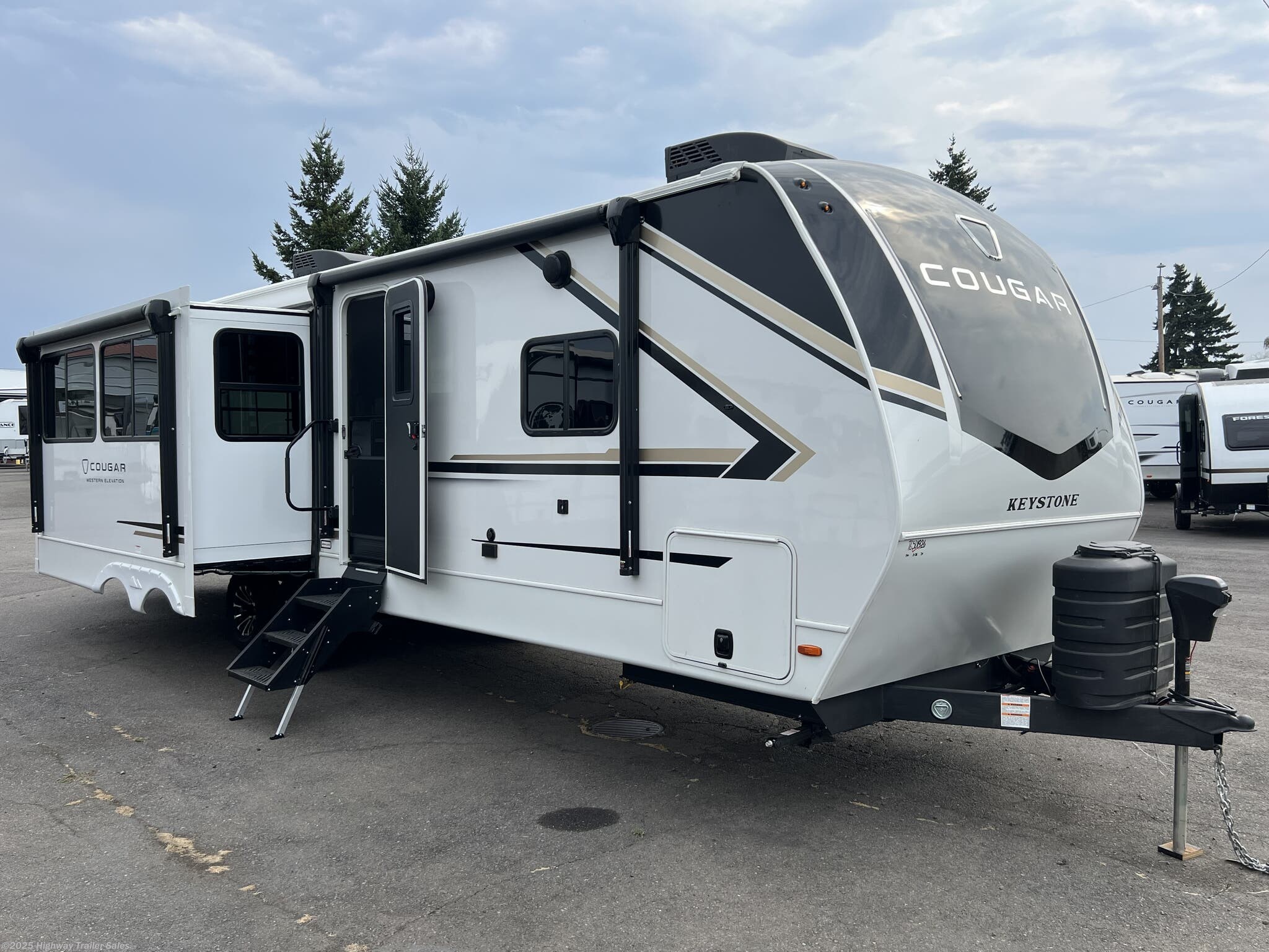 New 2026 Keystone Cougar Western 29RLWE available in Salem, Oregon