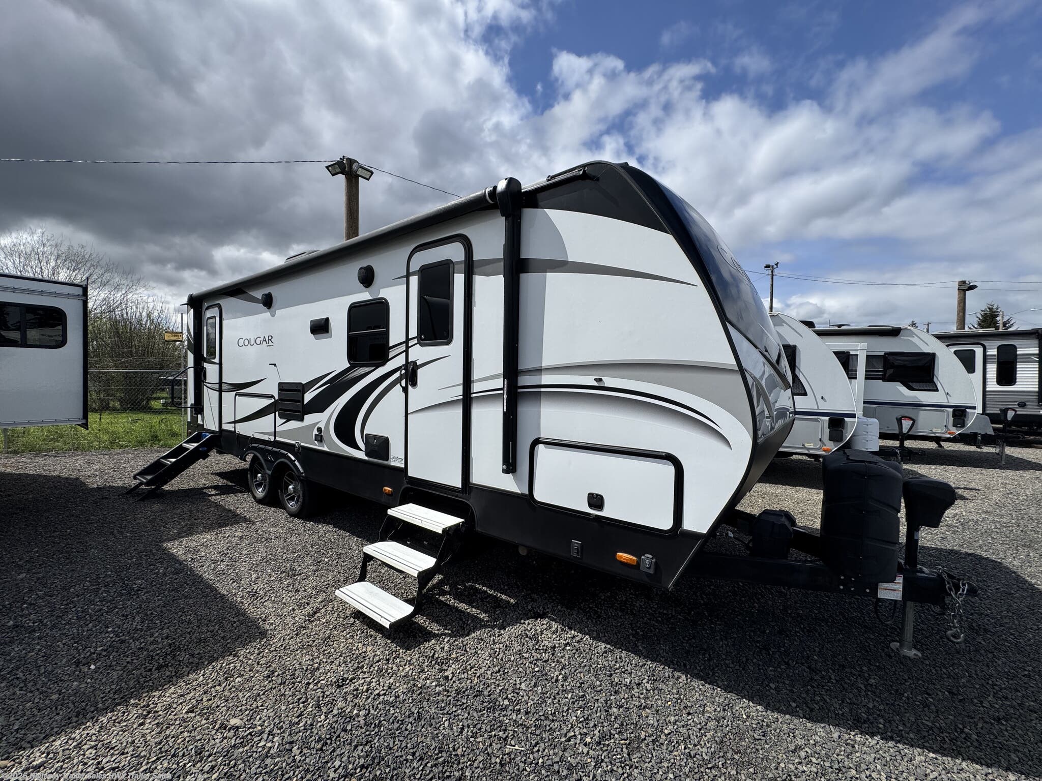 Used 2020 Keystone Cougar Half-Ton 26RBSWE available in Salem, Oregon