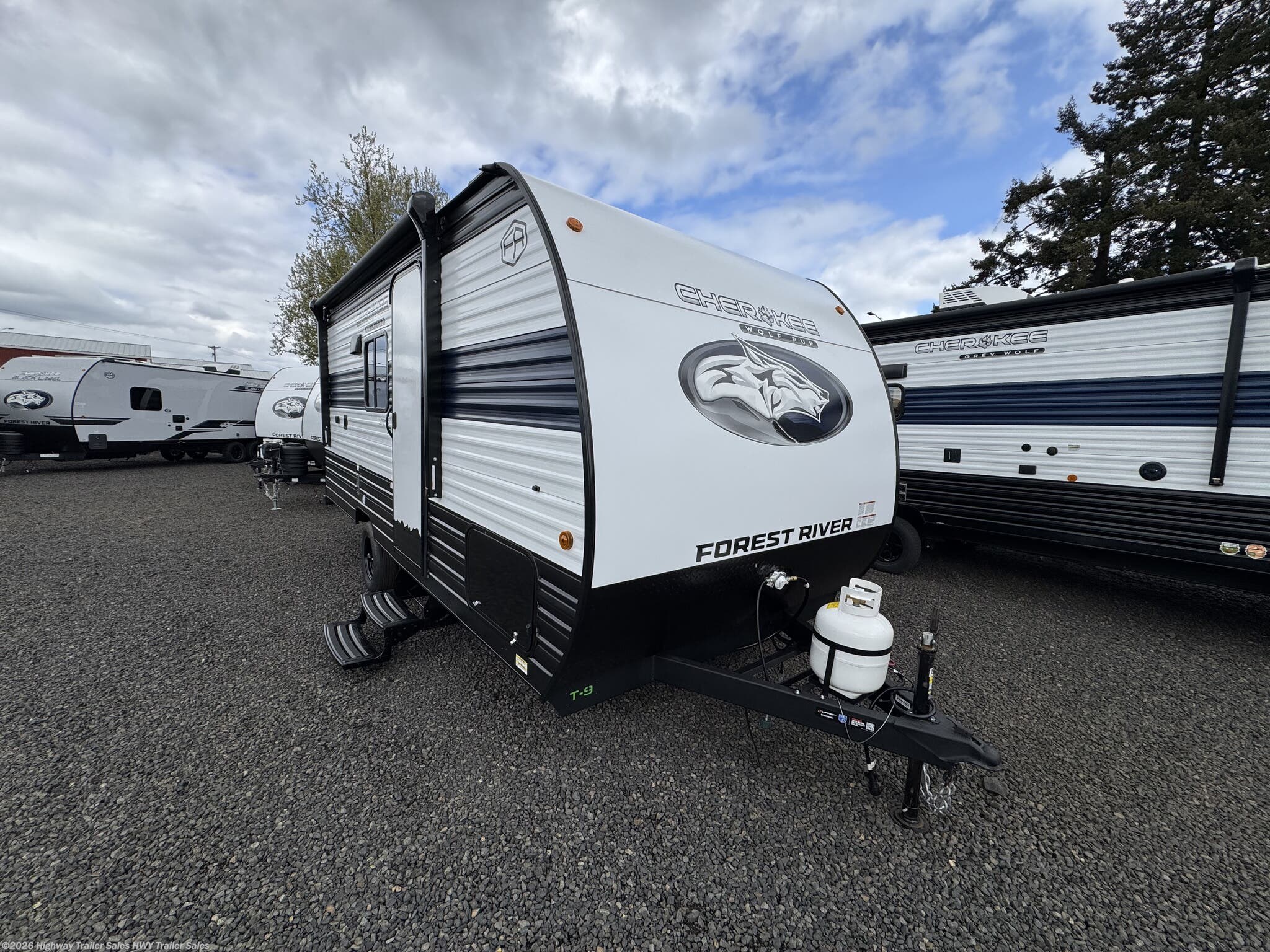 New 2026 Forest River Cherokee Wolf Pup 16LP available in Salem, Oregon