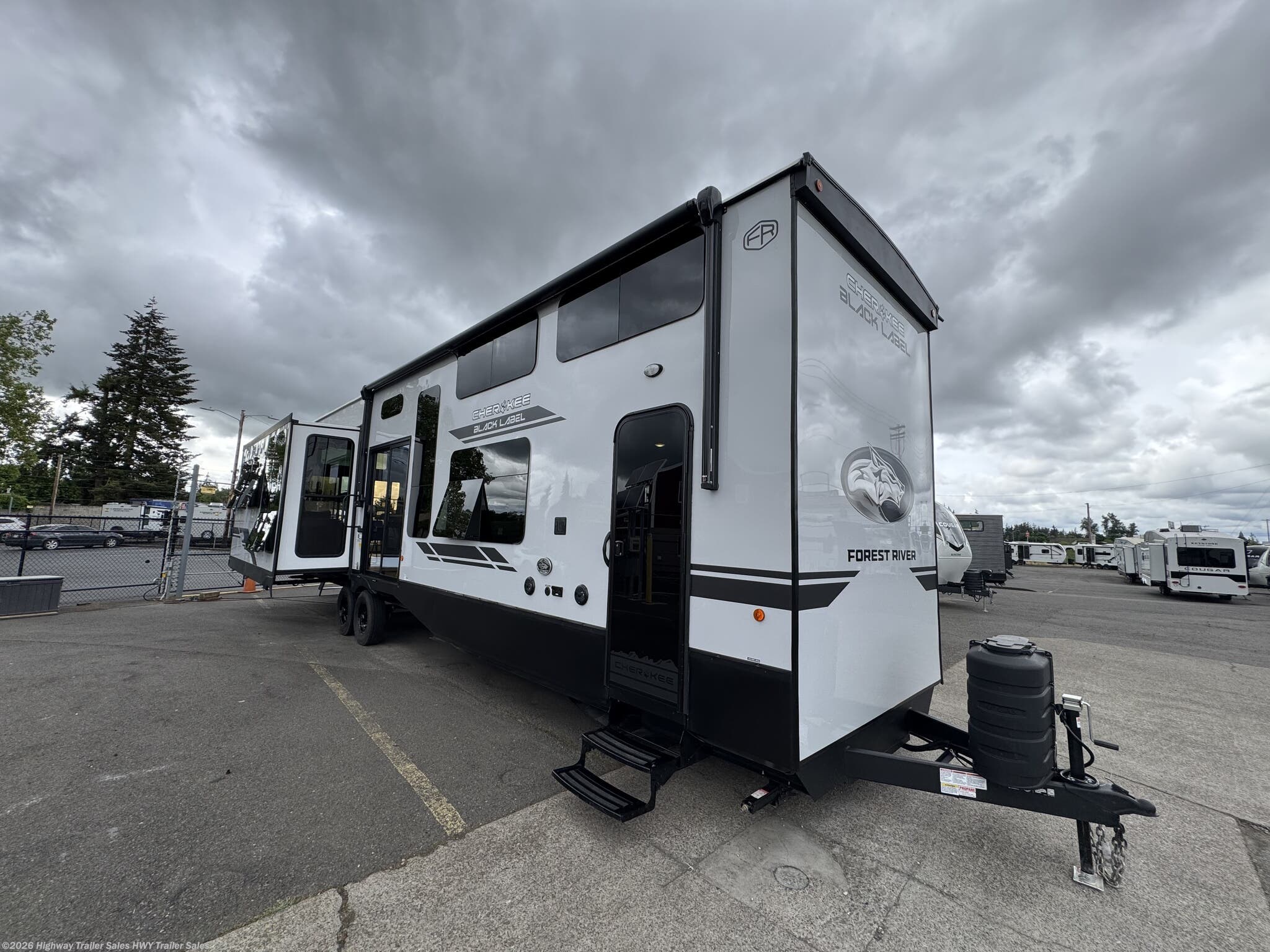 New 2026 Forest River Cherokee Timberwolf Black Label 39JMBL available in Salem, Oregon