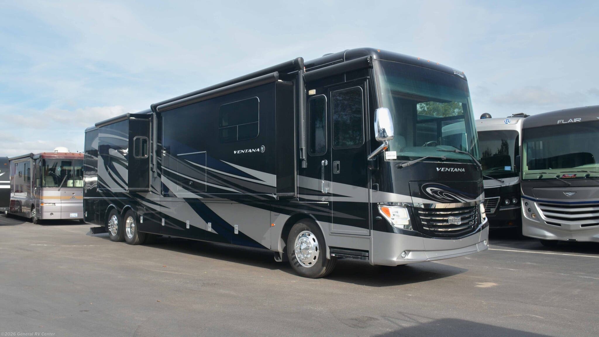 Used 2018 Newmar Ventana 4369 available in Winter Garden, Florida