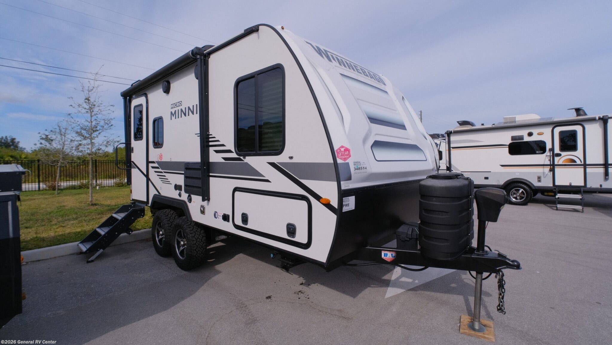 Used 2022 Winnebago Micro Minnie 1808FBS available in Winter Garden, Florida