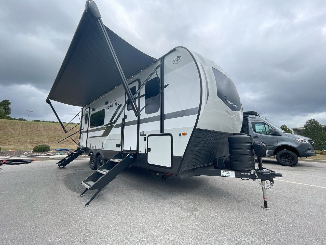 New 2026 Forest River Flagstaff Micro Lite 25SRK available in Lexington, South Carolina