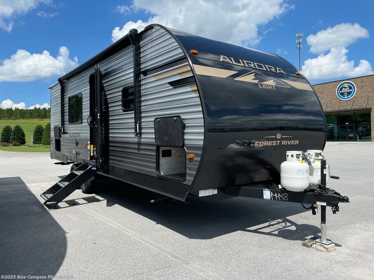 Used 2025 Forest River Aurora Light 26BH available in Lexington, South Carolina