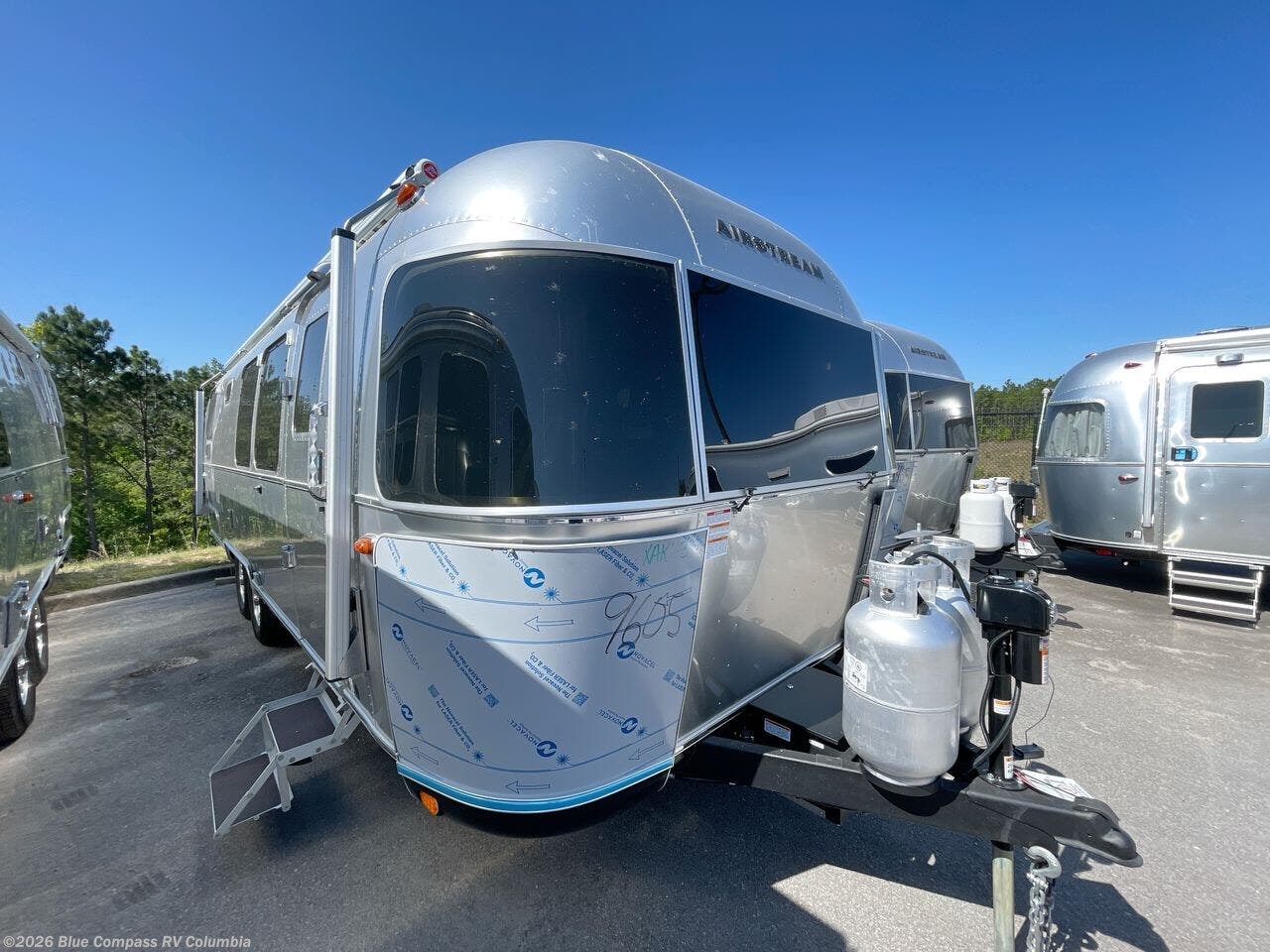 New 2026 Airstream Classic 28RB Twin available in Lexington, South Carolina