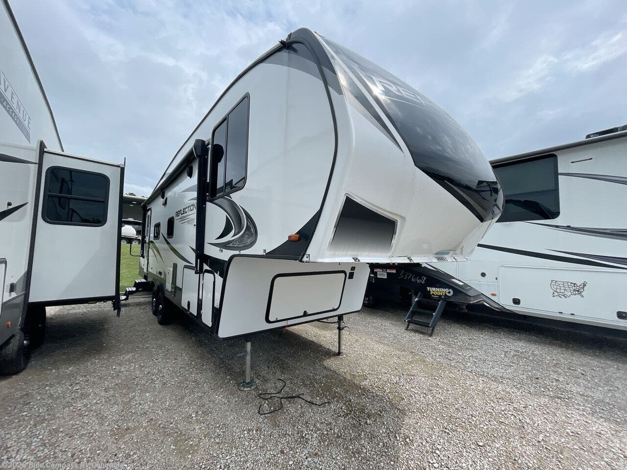 Used 2022 Grand Design Reflection 150 Series 268BH available in Lexington, South Carolina
