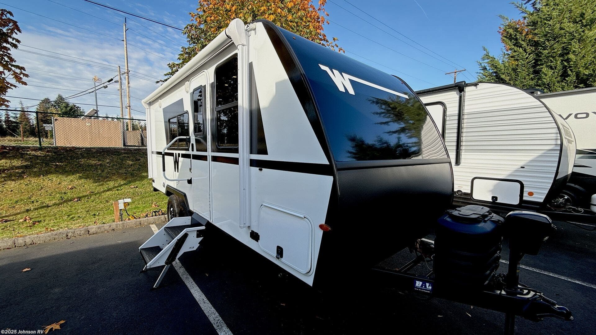 New 2026 Winnebago Micro Minnie 2108DS available in Sandy, Oregon